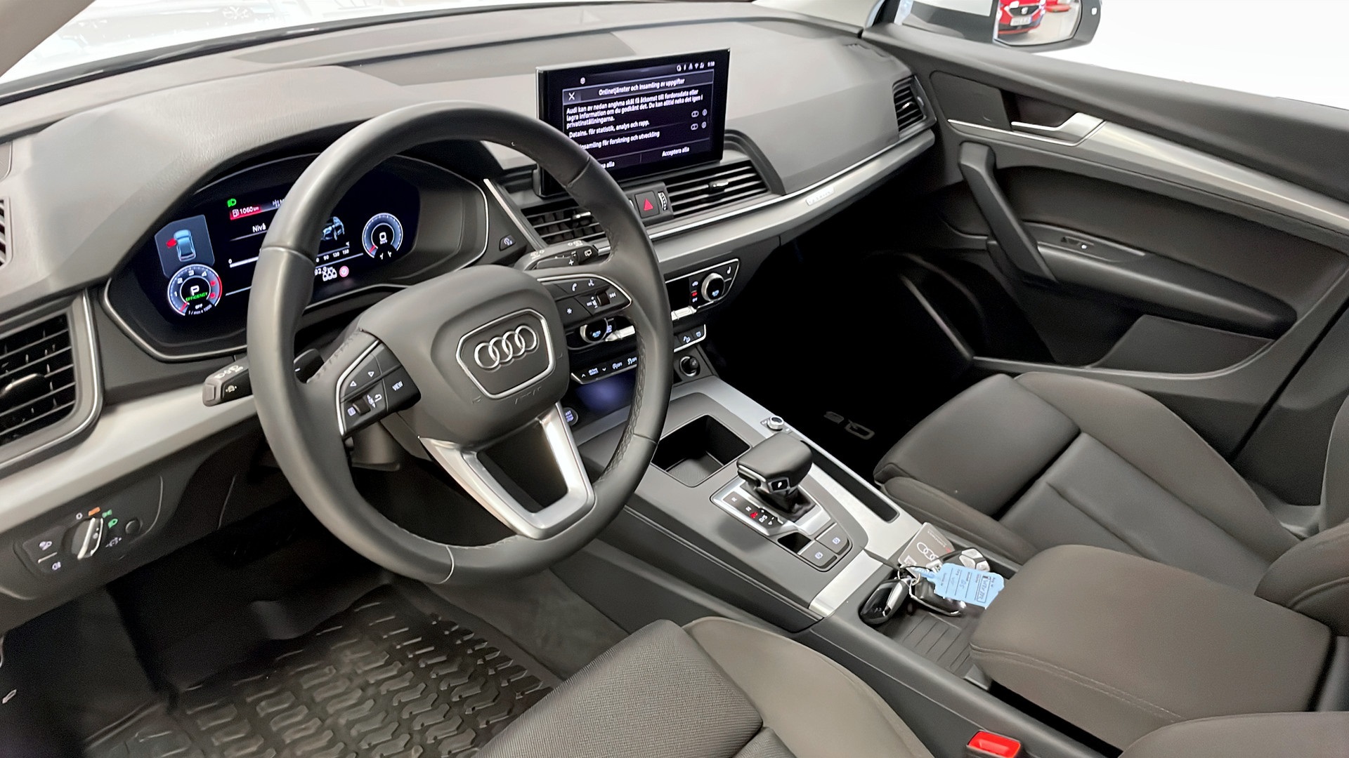 Audi Q5 WBX88R