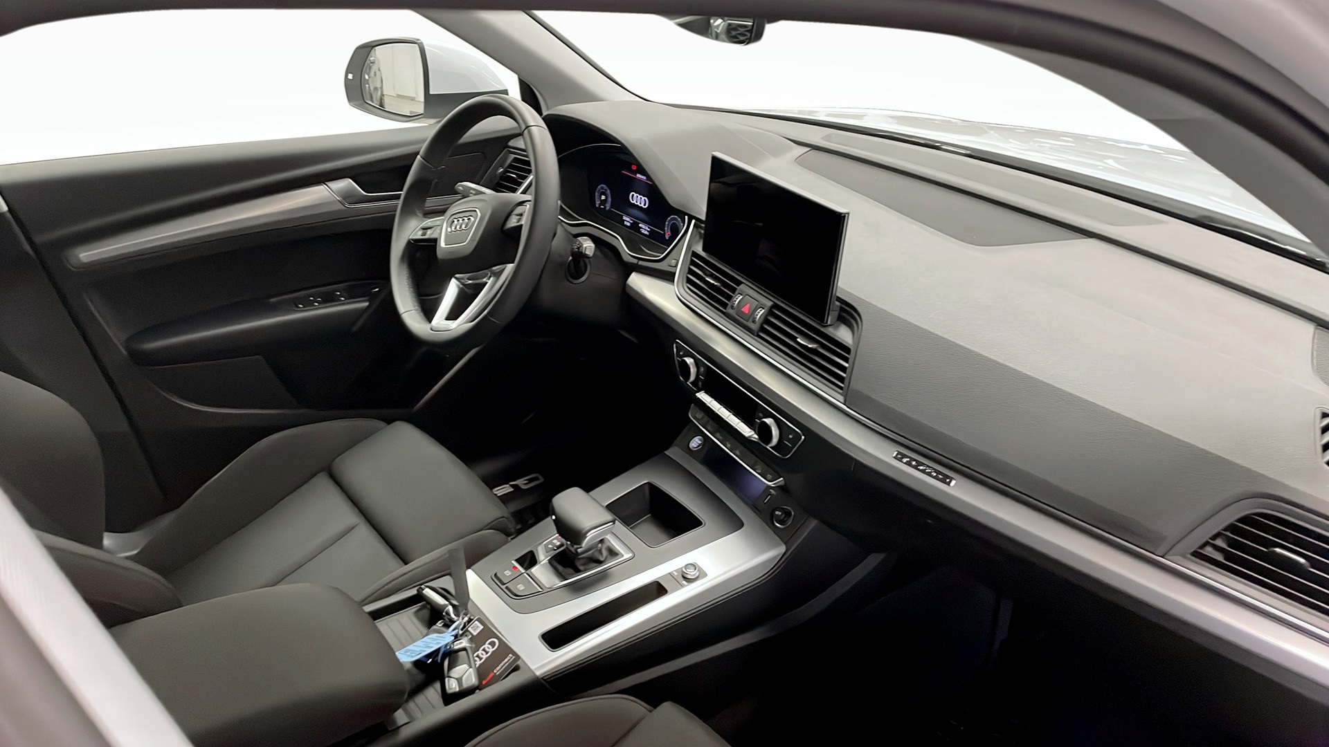 Audi Q5 WBX88R