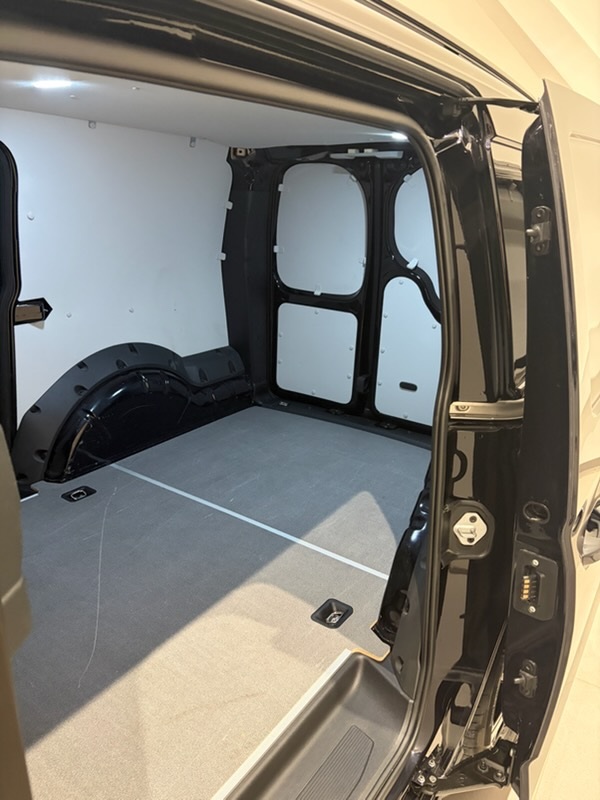 Volkswagen Caddy Cargo WBY55L