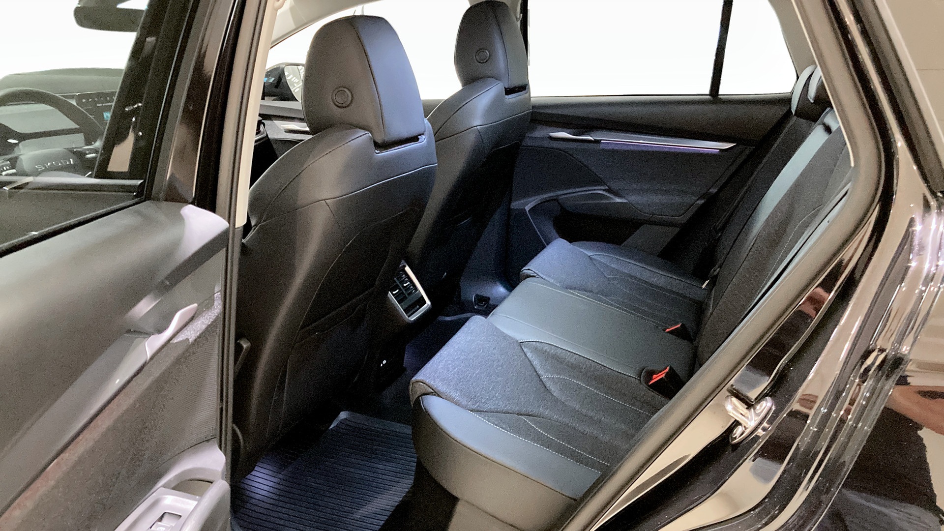 Skoda Elroq WBZ60U