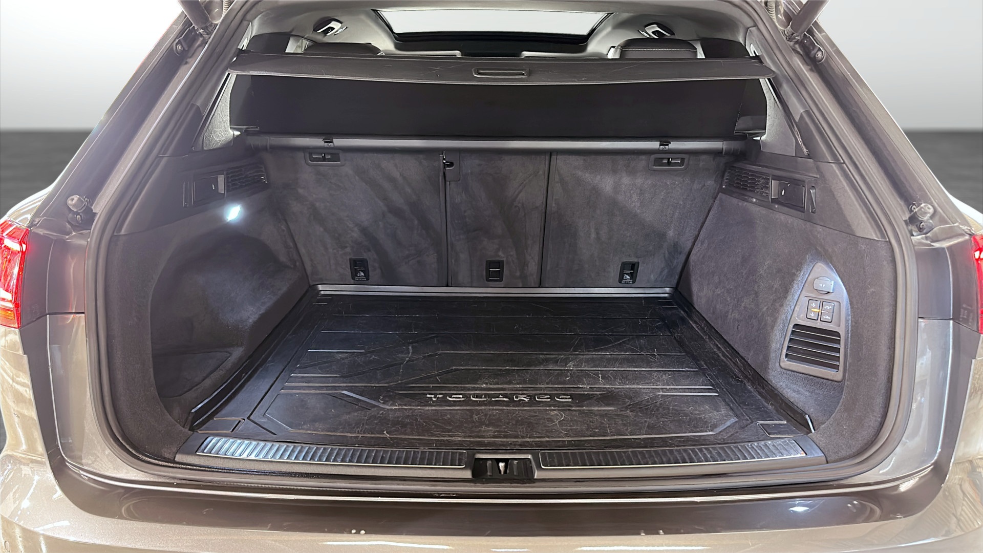 Volkswagen Touareg WBZ816