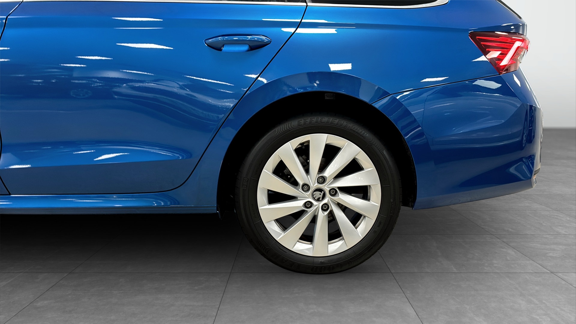 Skoda Octavia Combi WCA32L