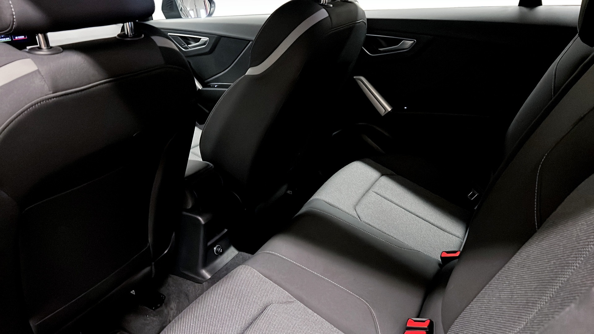 Audi Q2 WCC58M