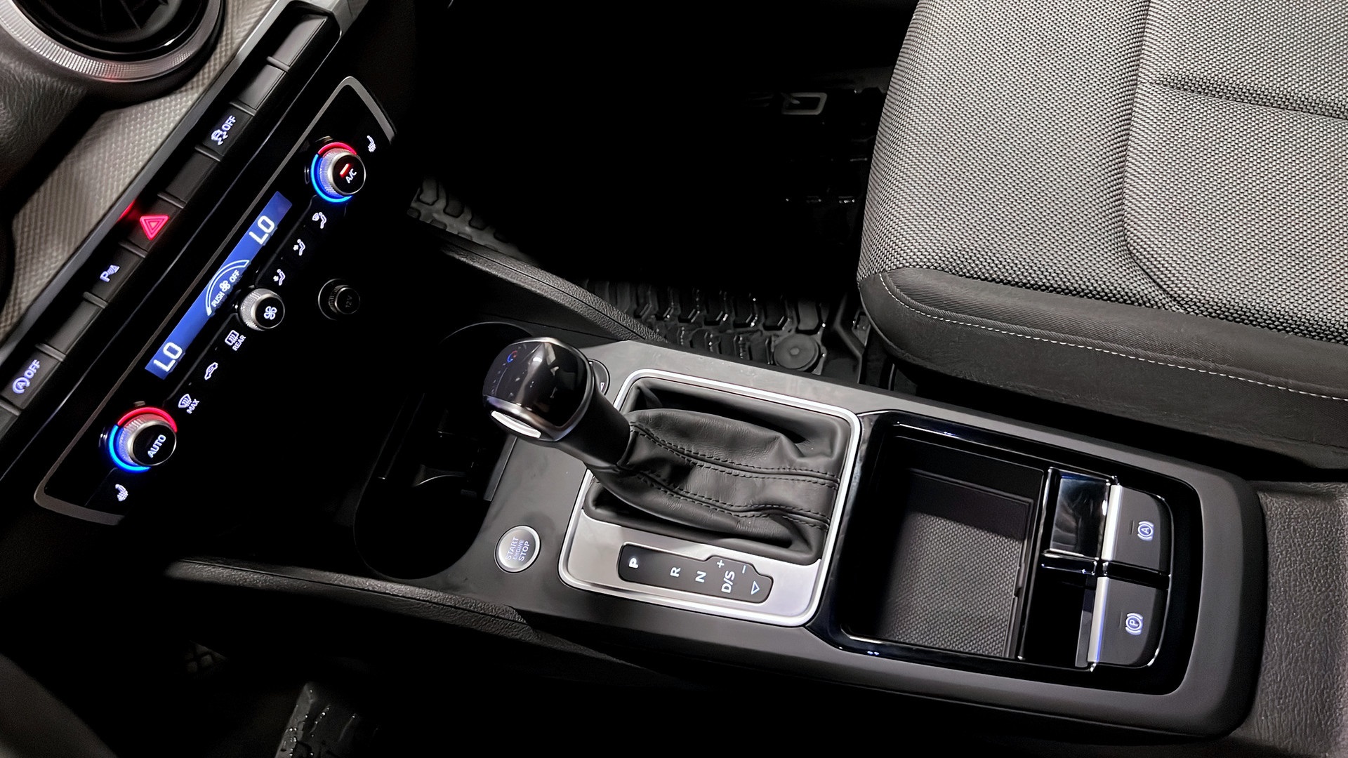 Audi Q2 WCC58M