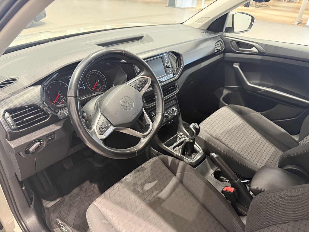 Volkswagen T-Cross WCC819