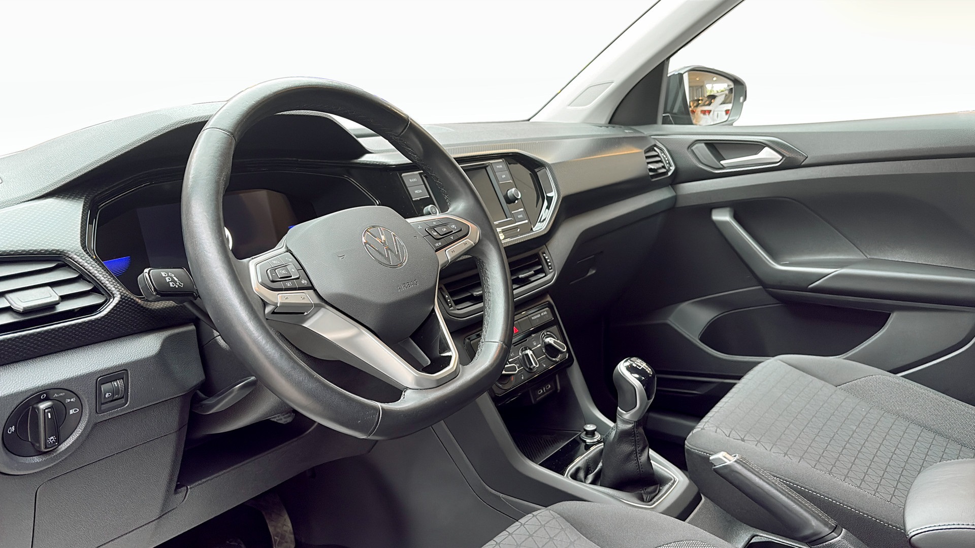 Volkswagen T-Cross WCC84P