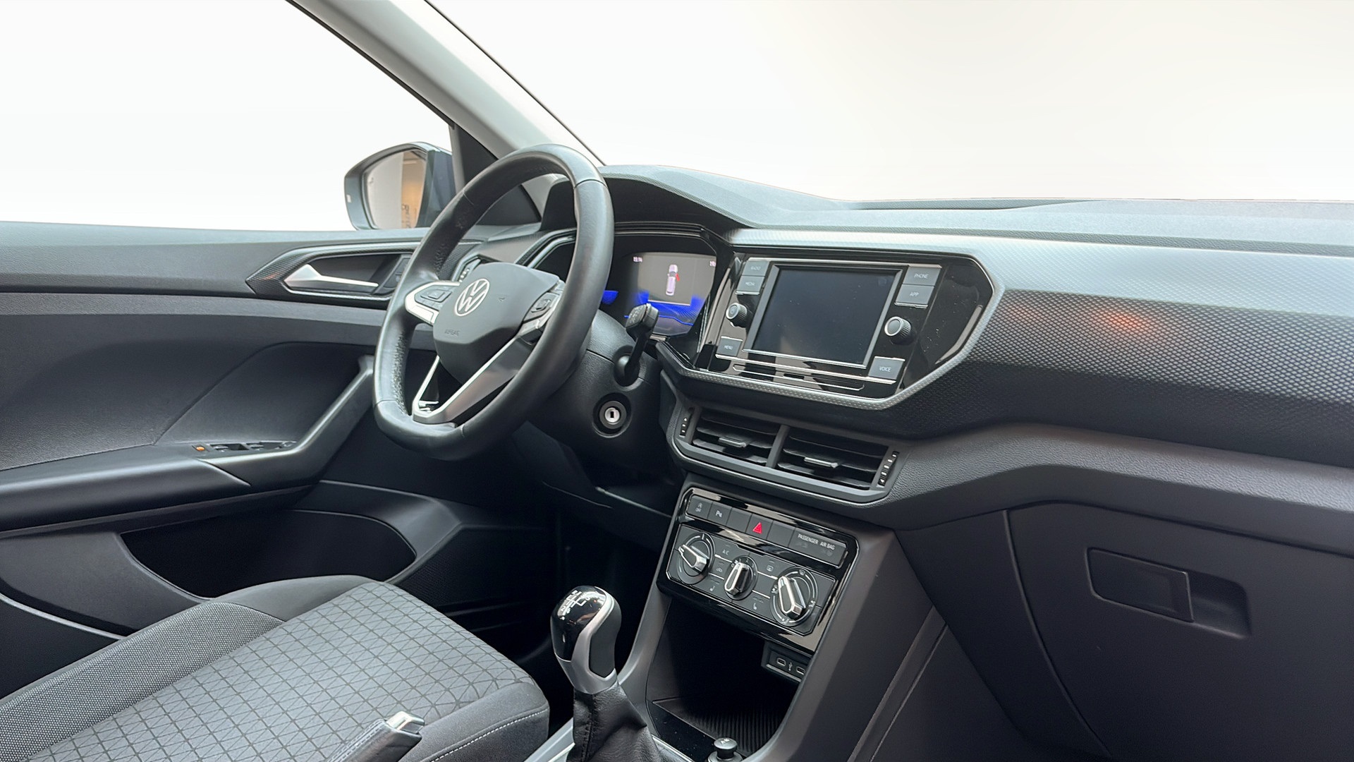 Volkswagen T-Cross WCC84P