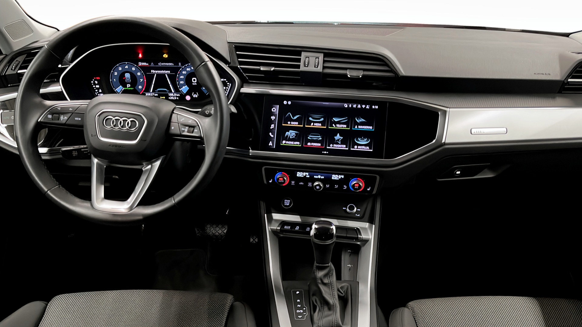 Audi Q3 WCD08D