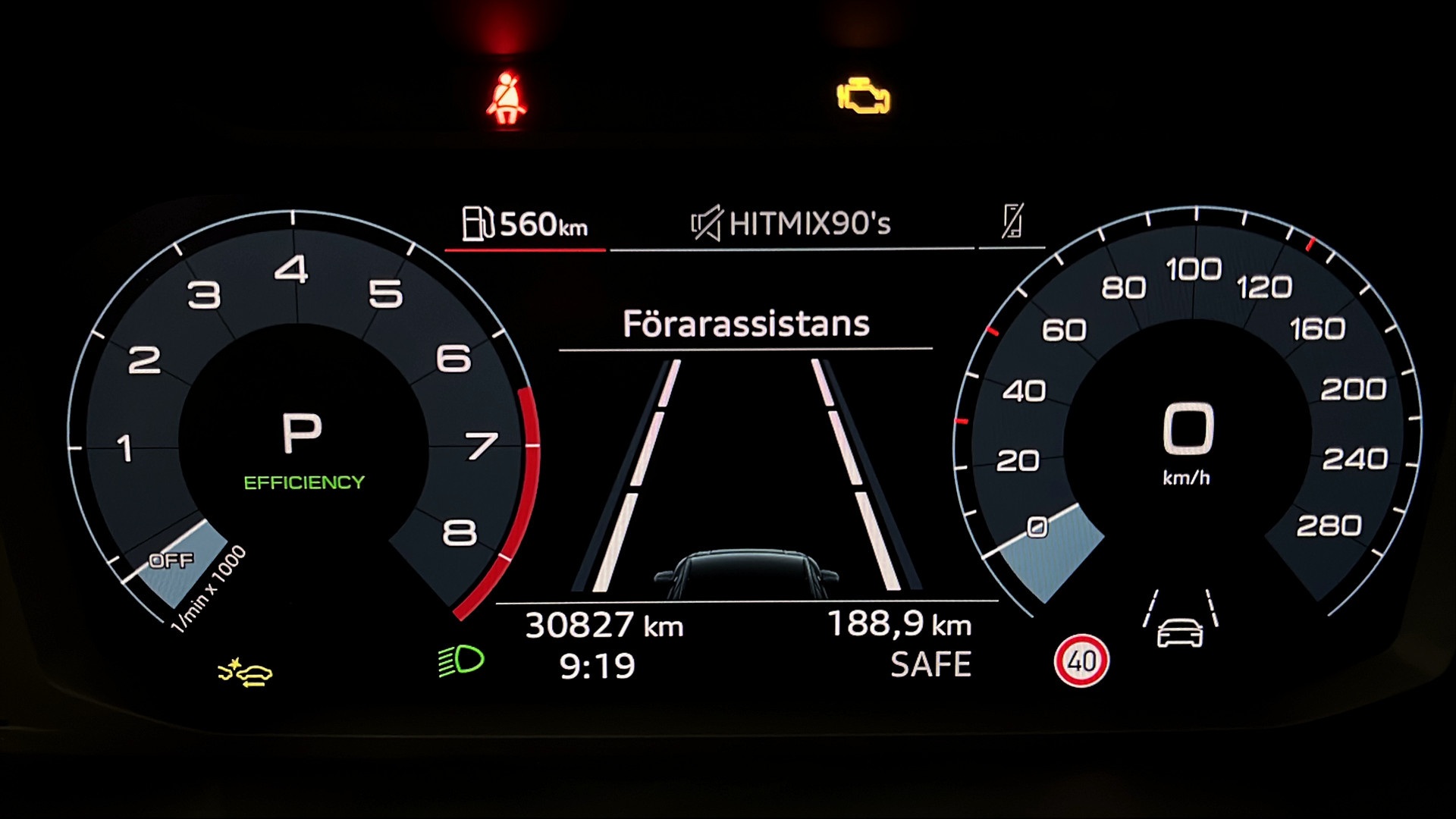 Audi Q3 WCD08D