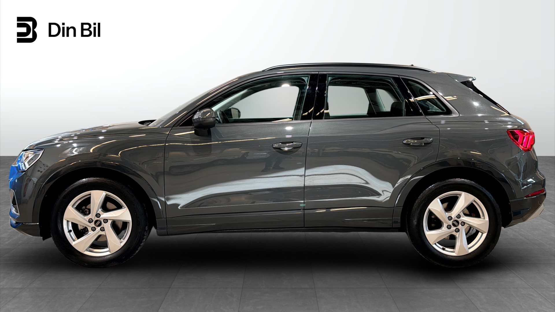 Audi Q3 WCD08E