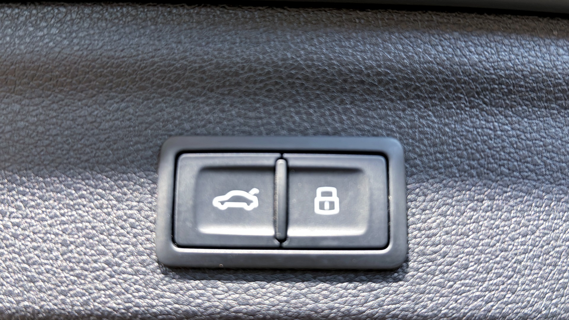 Audi Q3 WCD08E