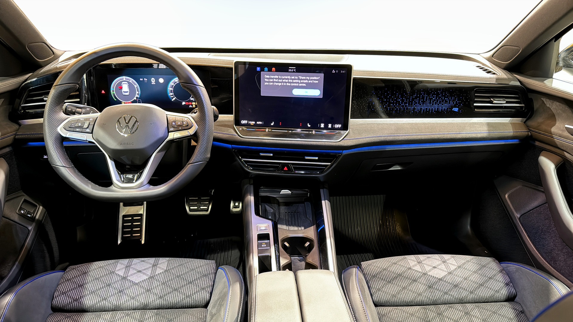 Volkswagen Passat WCD35J