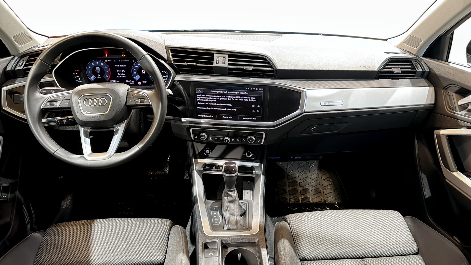 Audi Q3 WCE34U