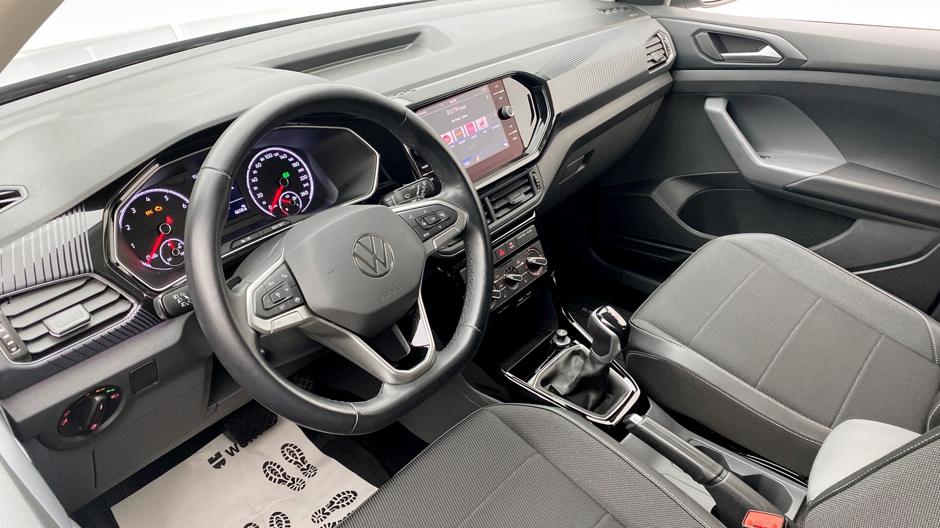 Volkswagen T-Cross WCE98K