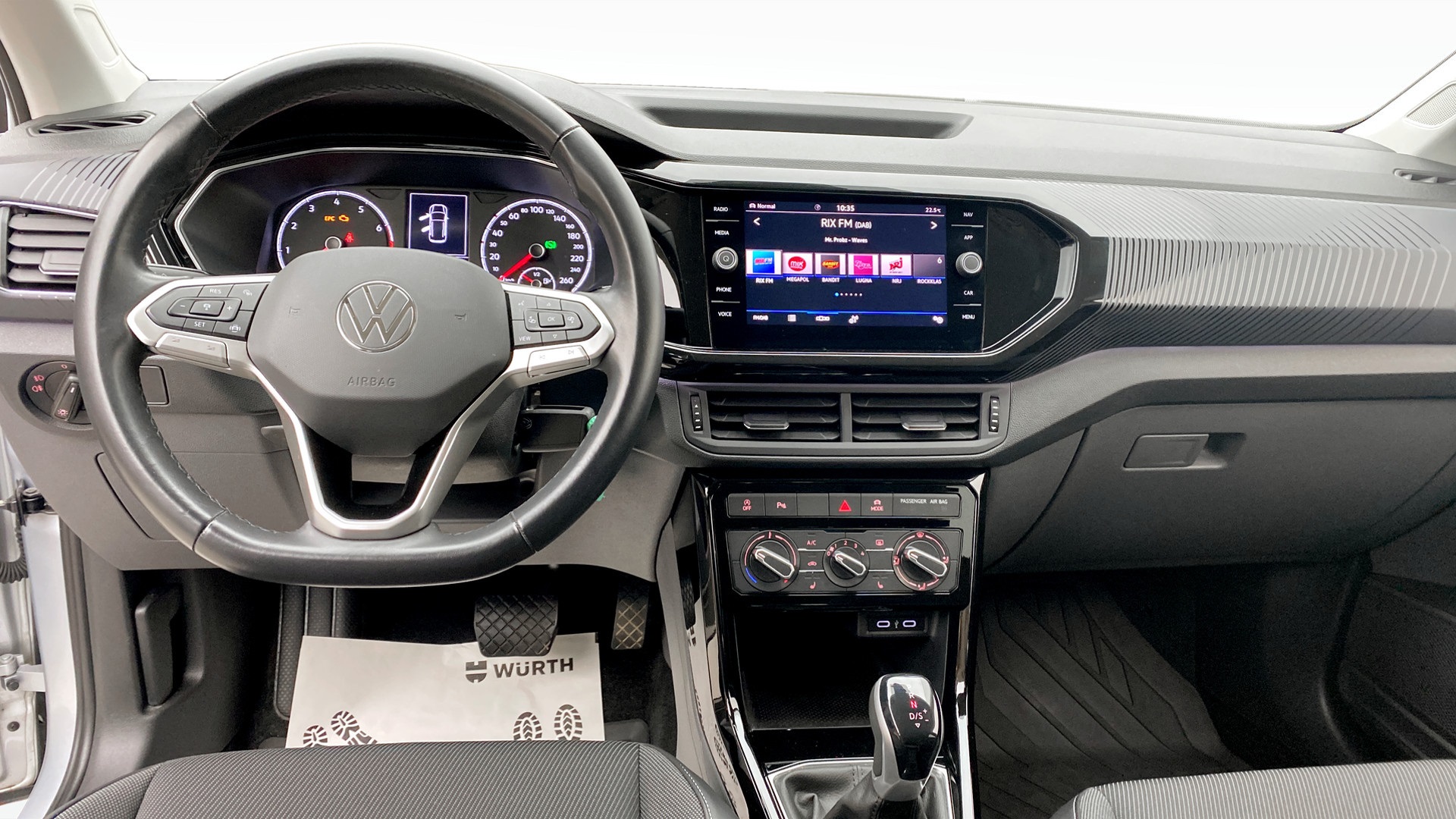 Volkswagen T-Cross WCE98K