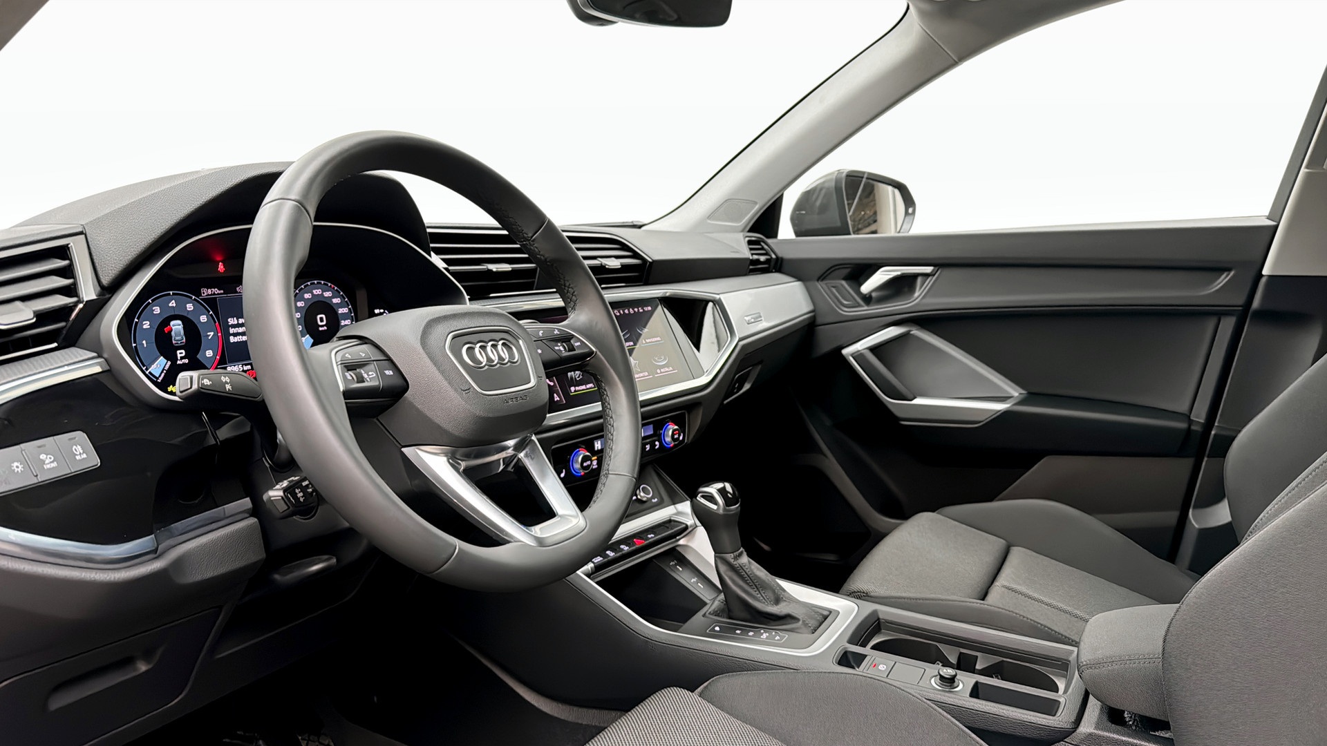 Audi Q3 WCF46D