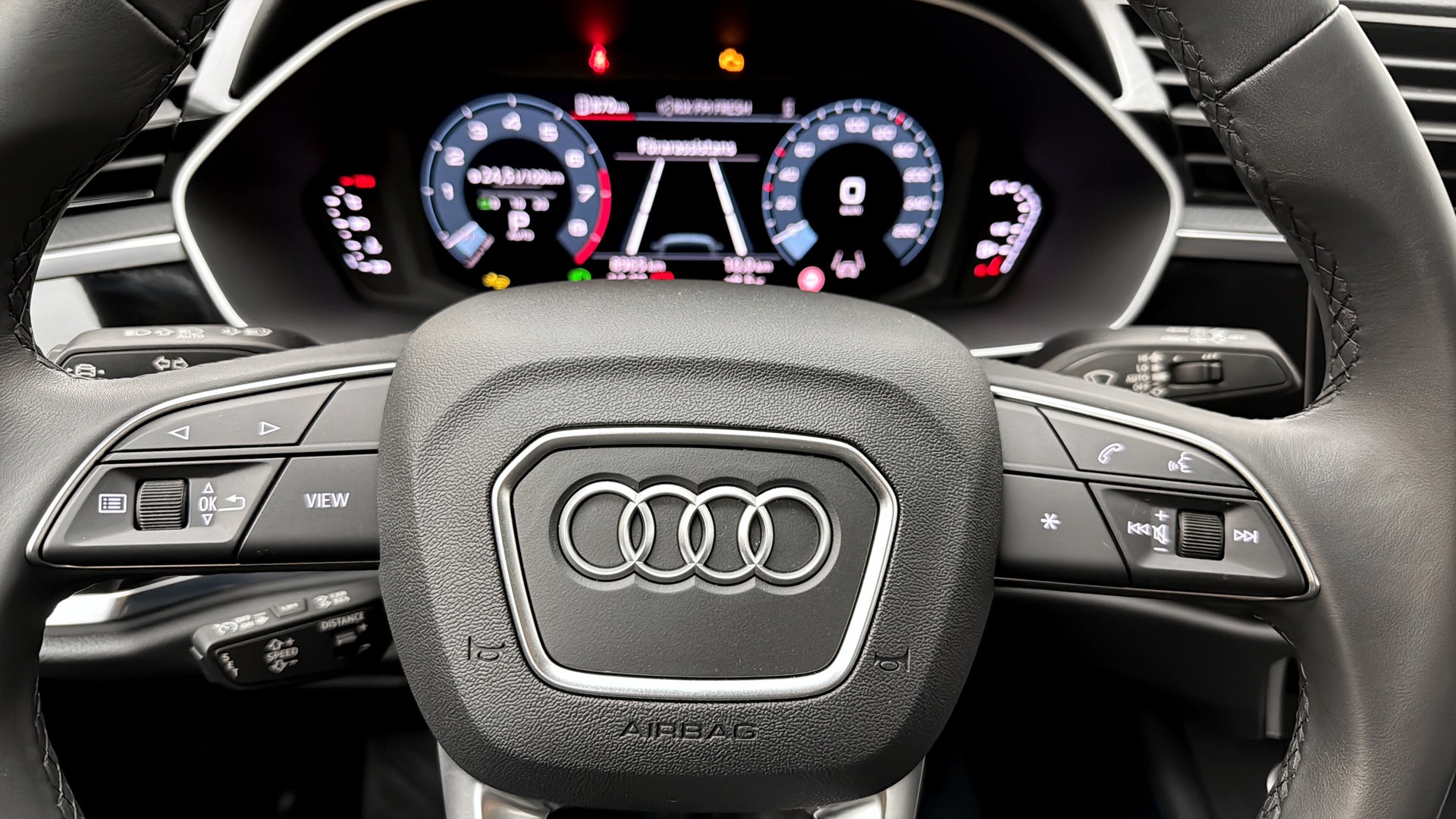 Audi Q3 WCF46D
