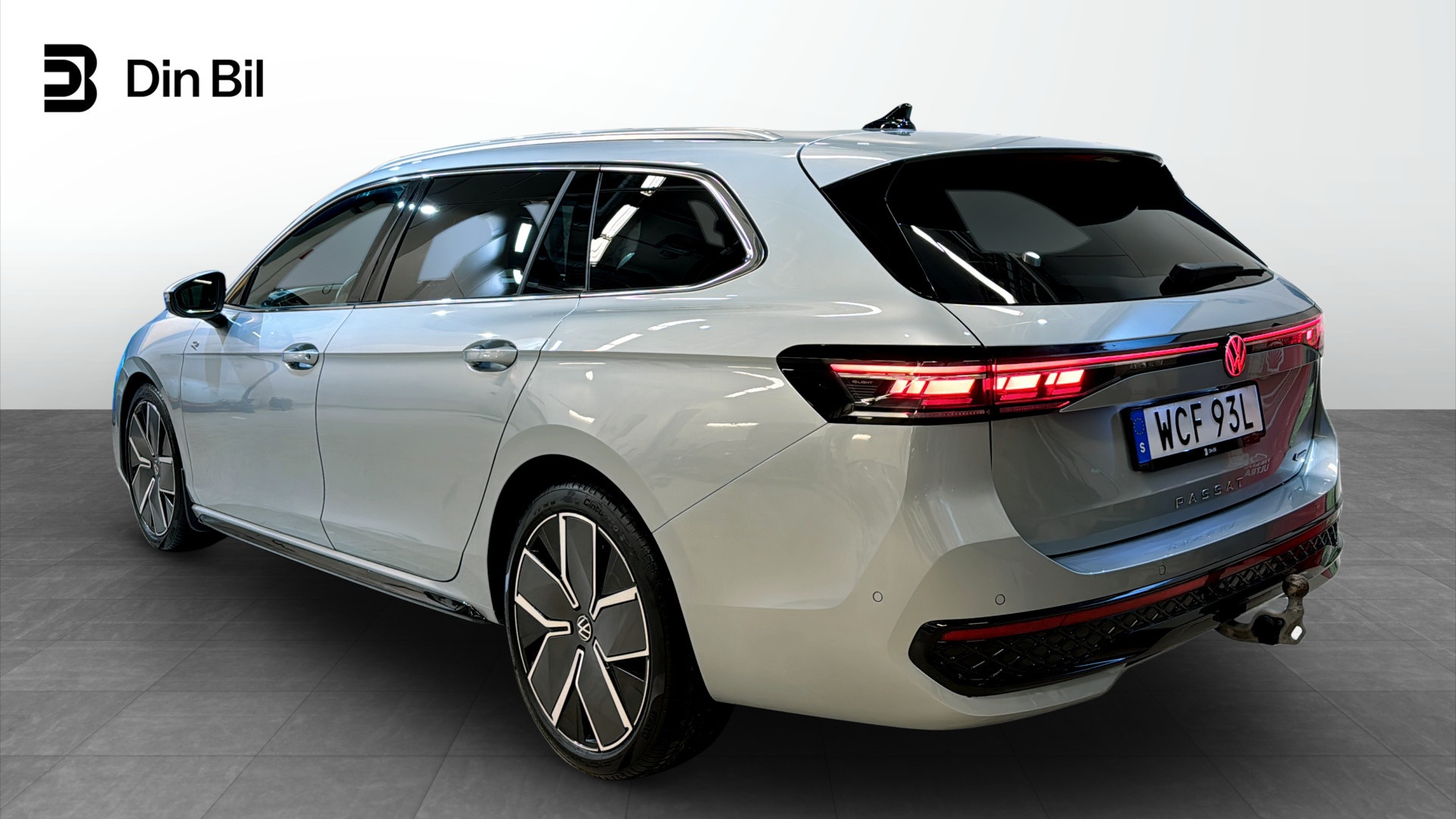 Volkswagen Passat WCF93L