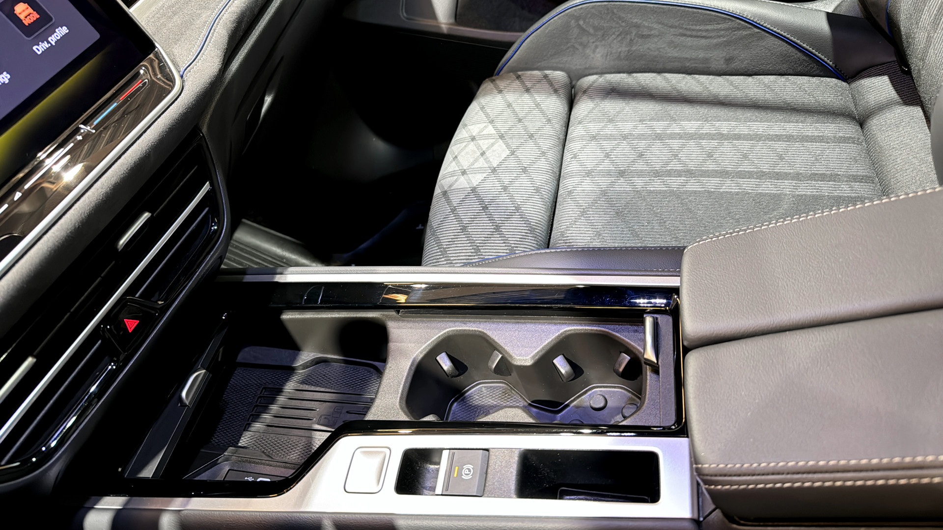 Volkswagen Passat WCF93L