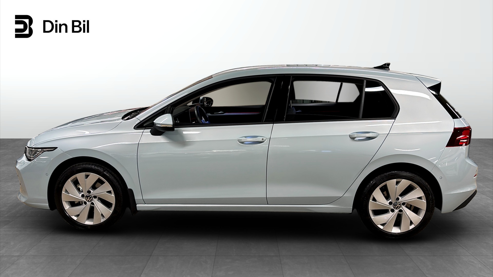 Volkswagen Golf WCG58T