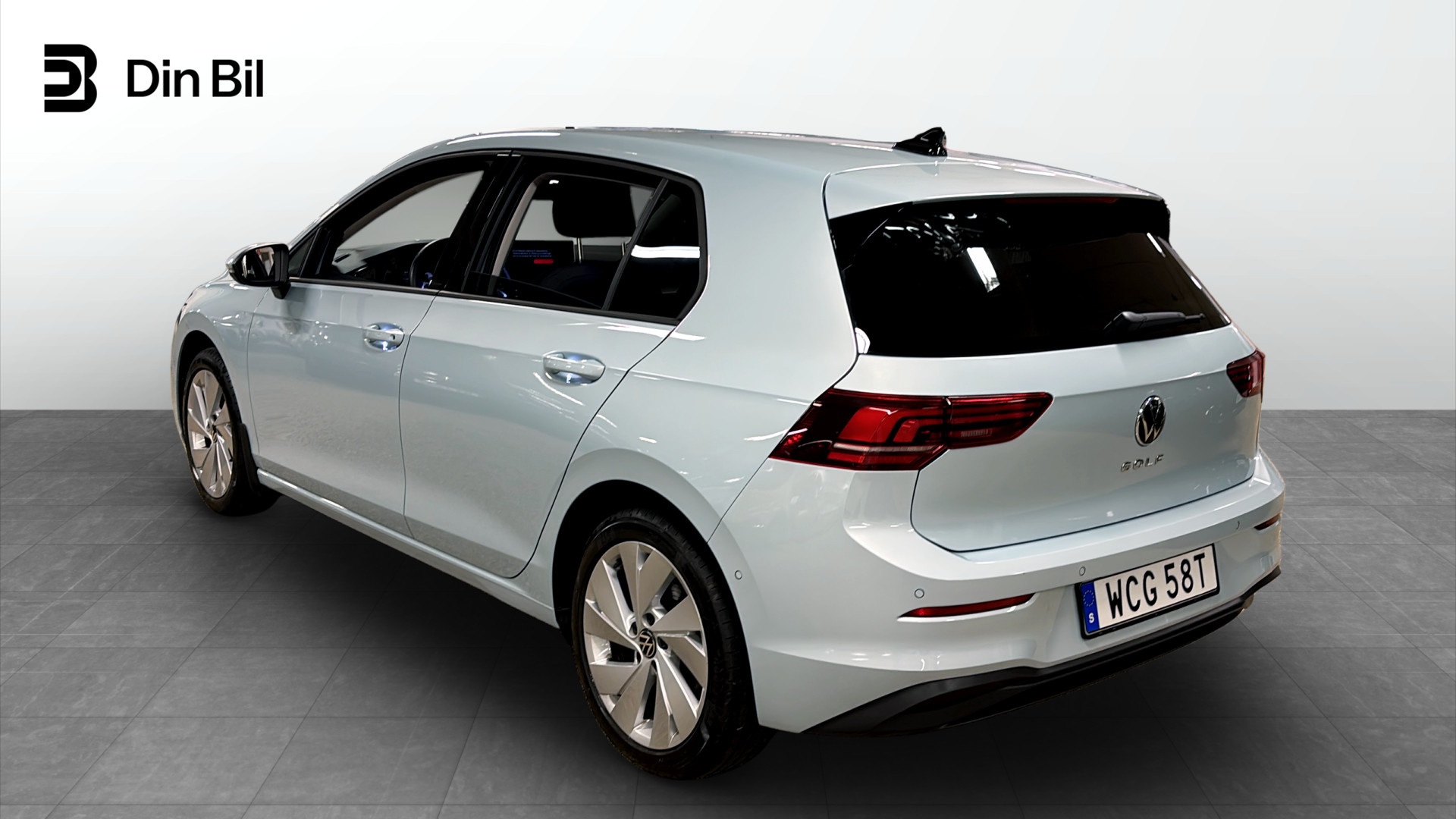 Volkswagen Golf WCG58T