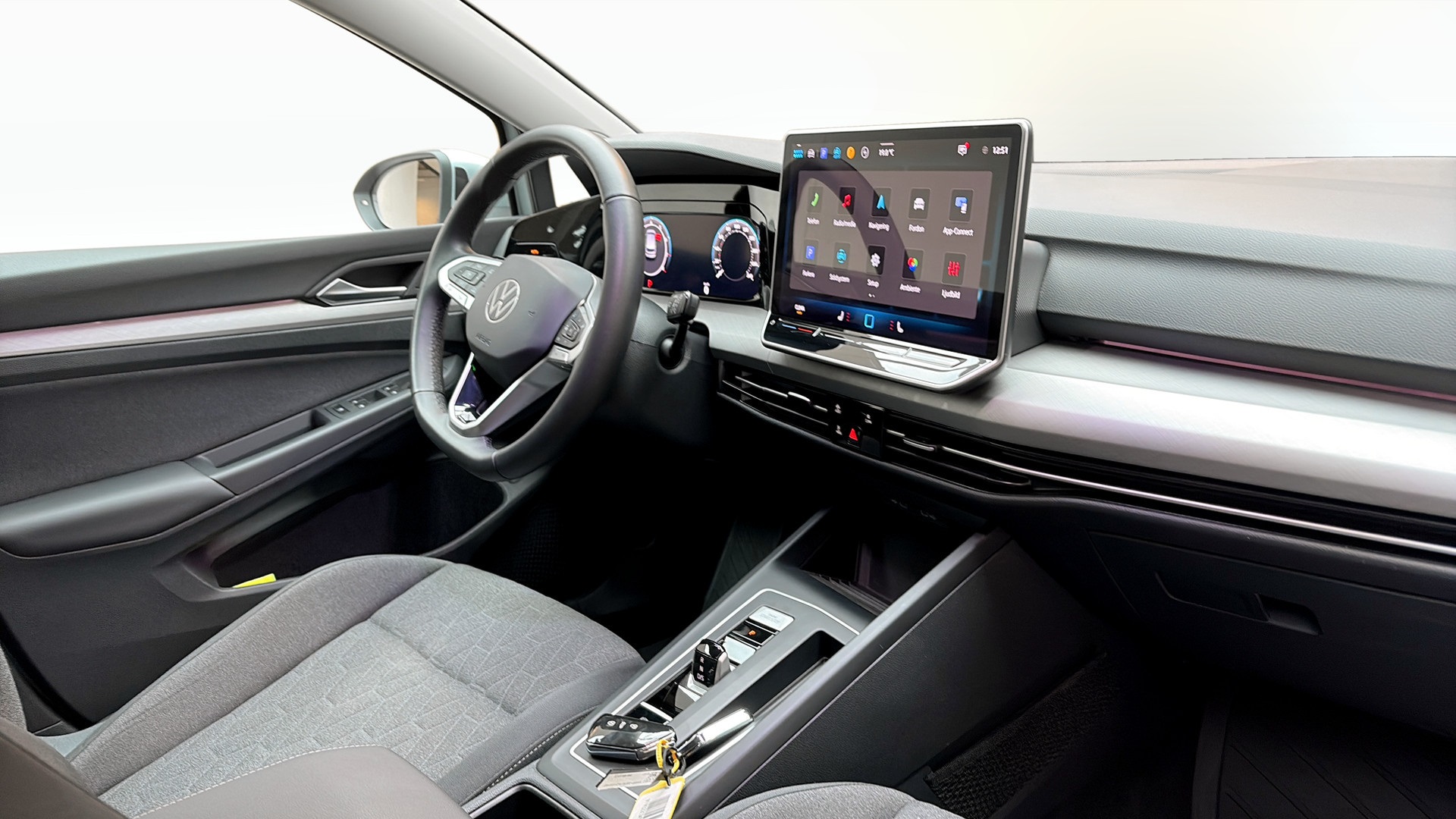 Volkswagen Golf WCM12T