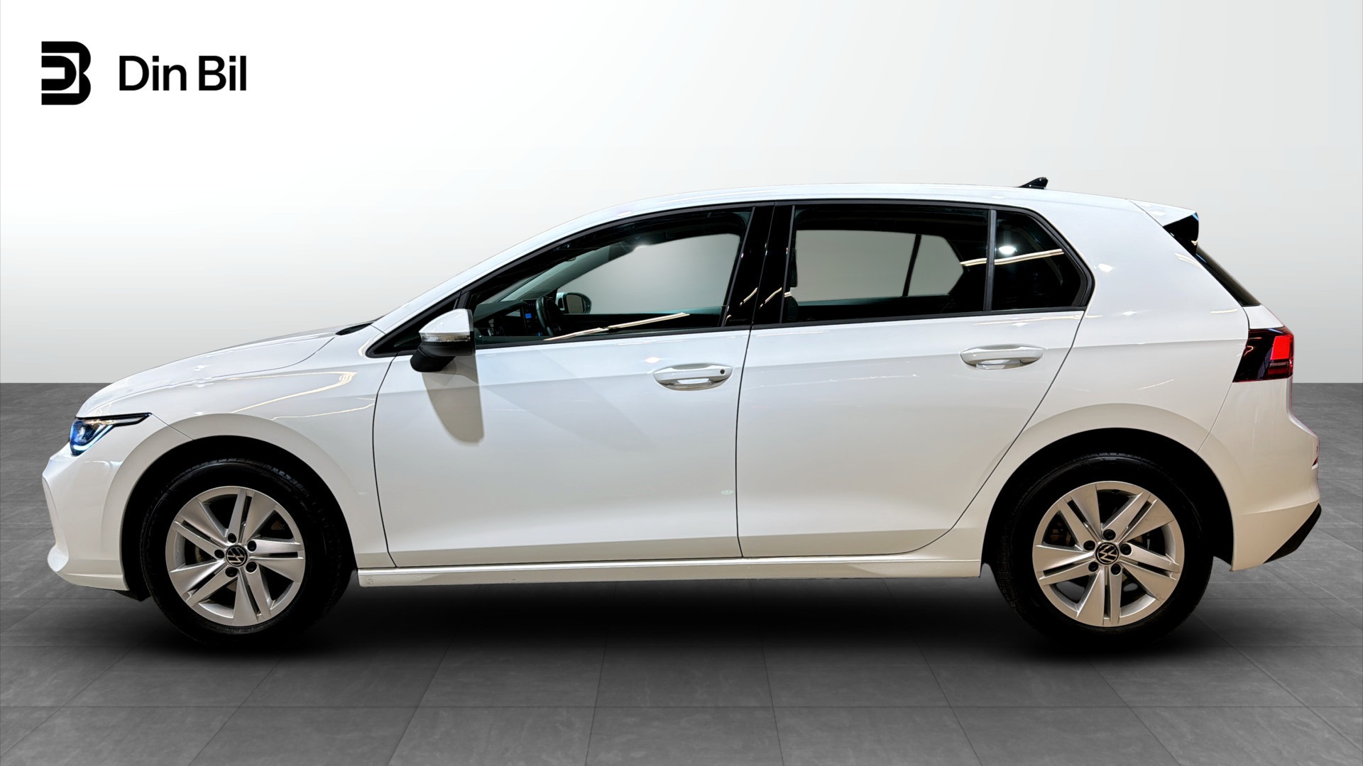 Volkswagen Golf WCM17T