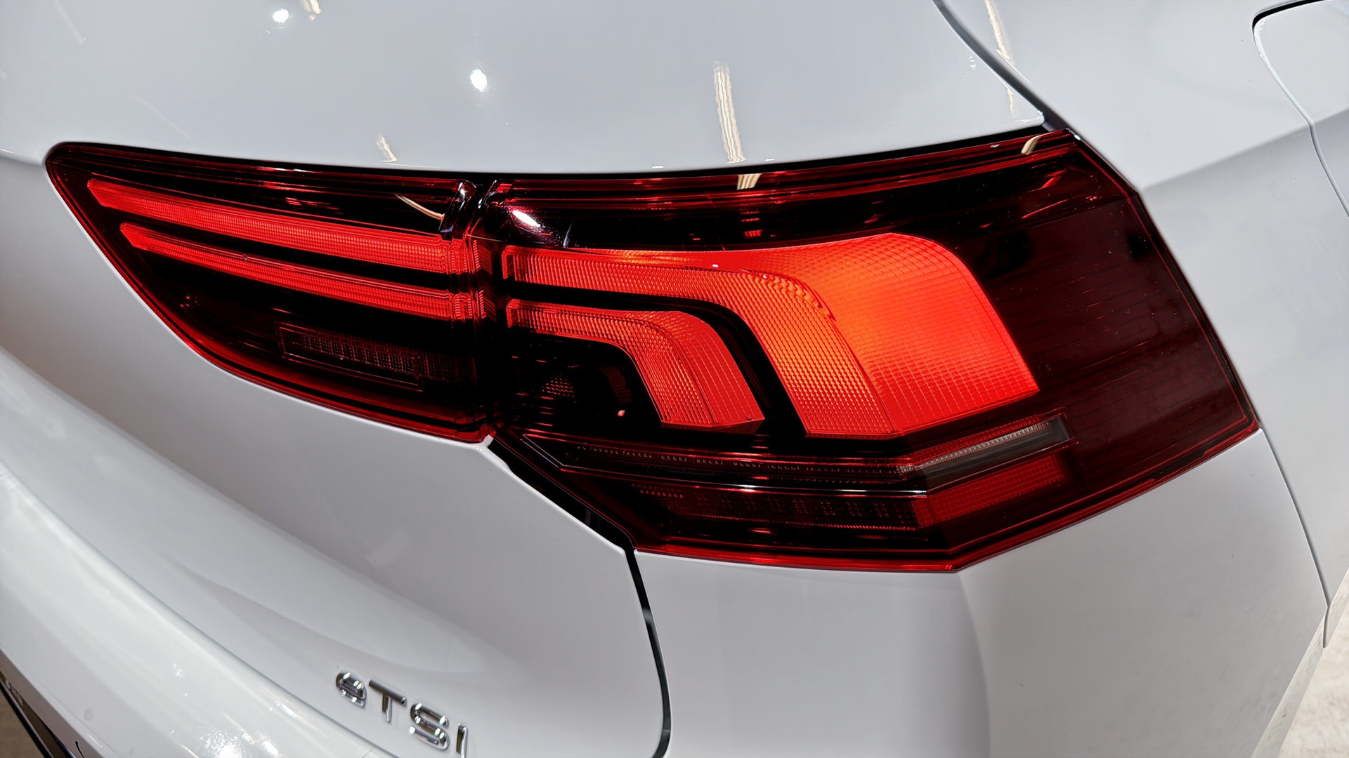 Volkswagen Golf WCM17T