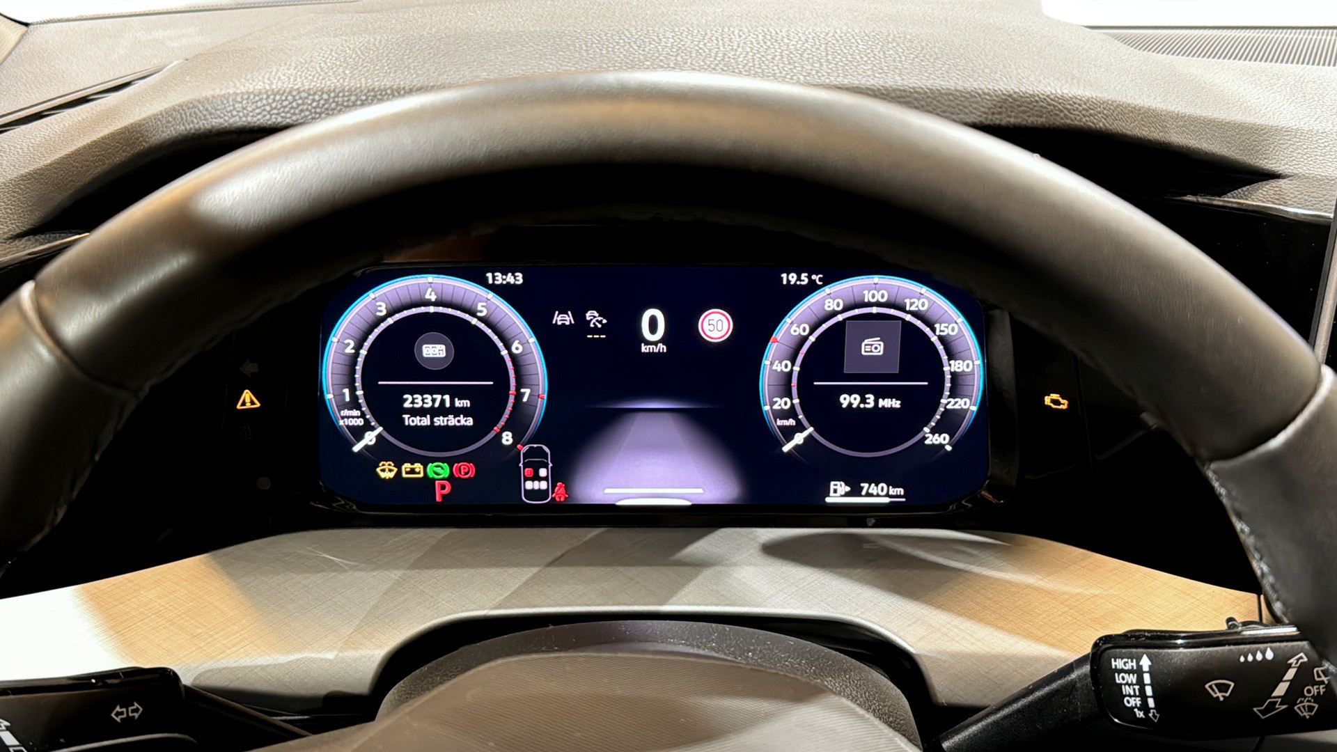 Volkswagen Golf WCM17T