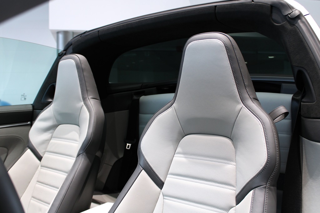 Porsche 911 Targa WCR76L