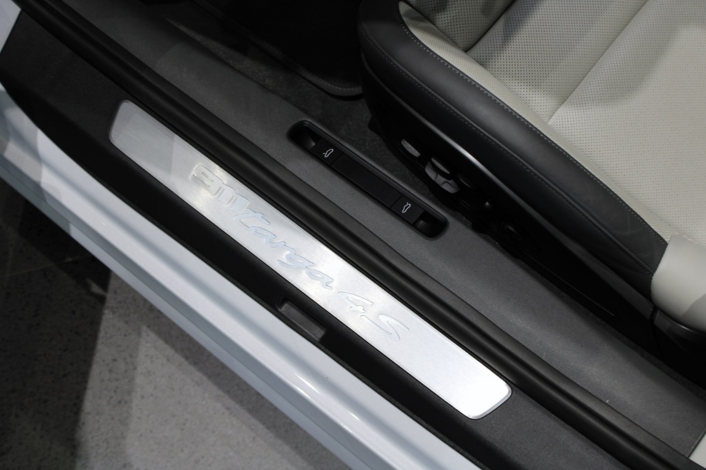 Porsche 911 Targa WCR76L