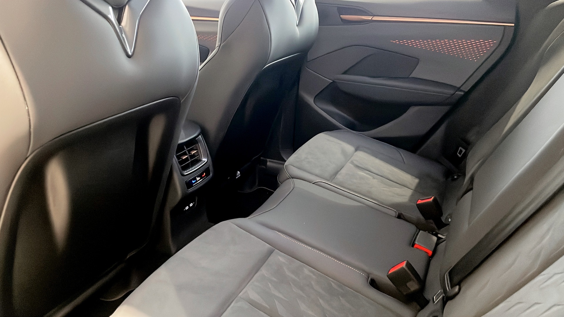CUPRA Terramar WCT70J