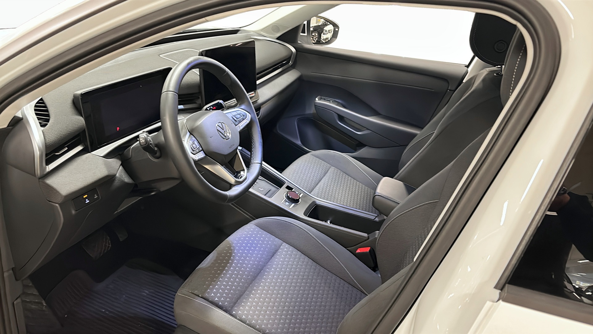 Volkswagen T-Roc WCT99M