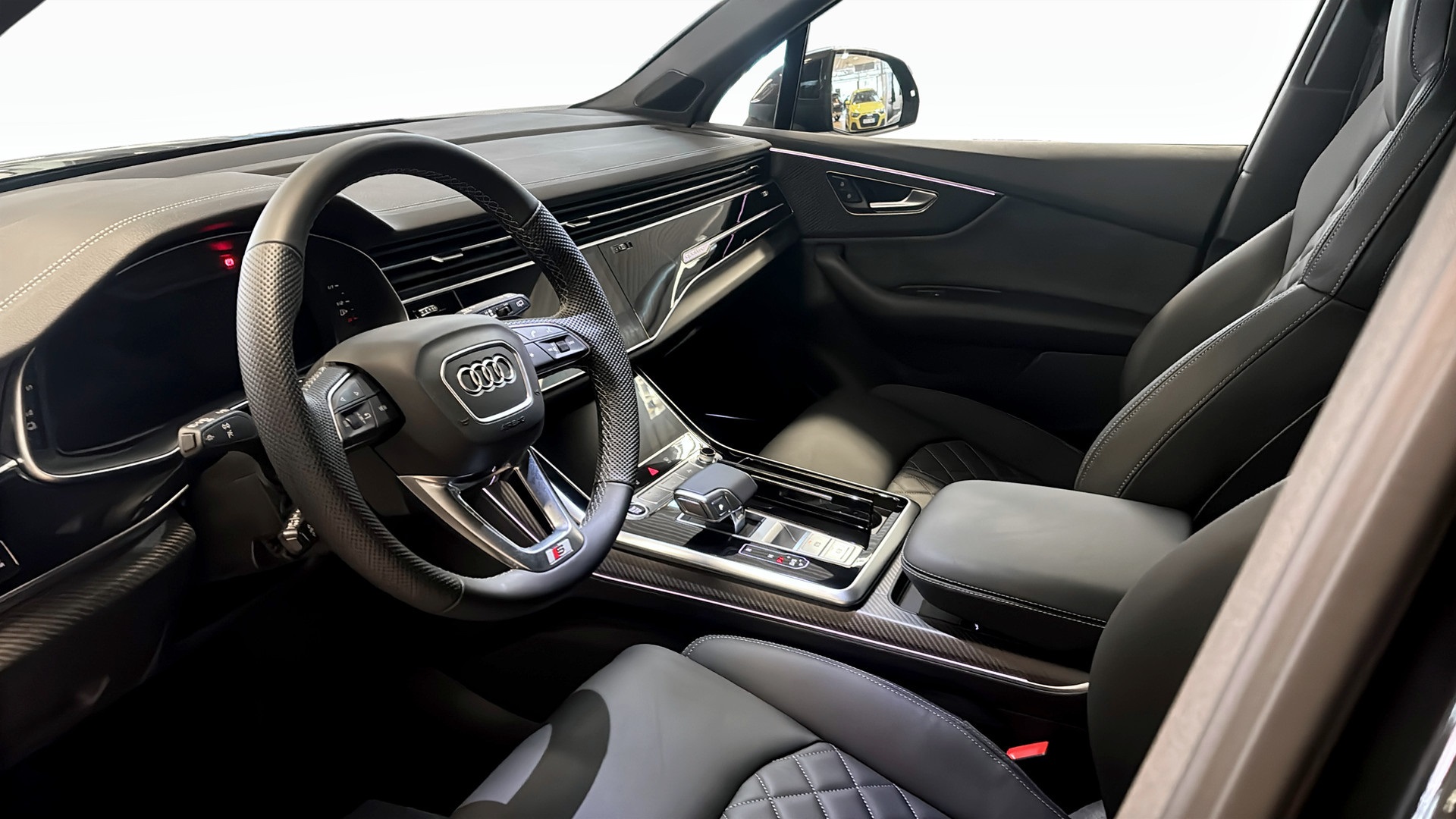 Audi Q7 WCY15K