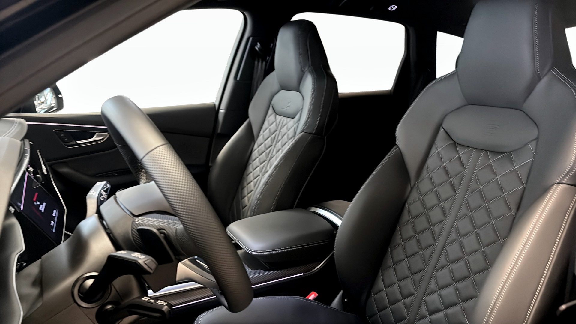 Audi Q7 WCY15K