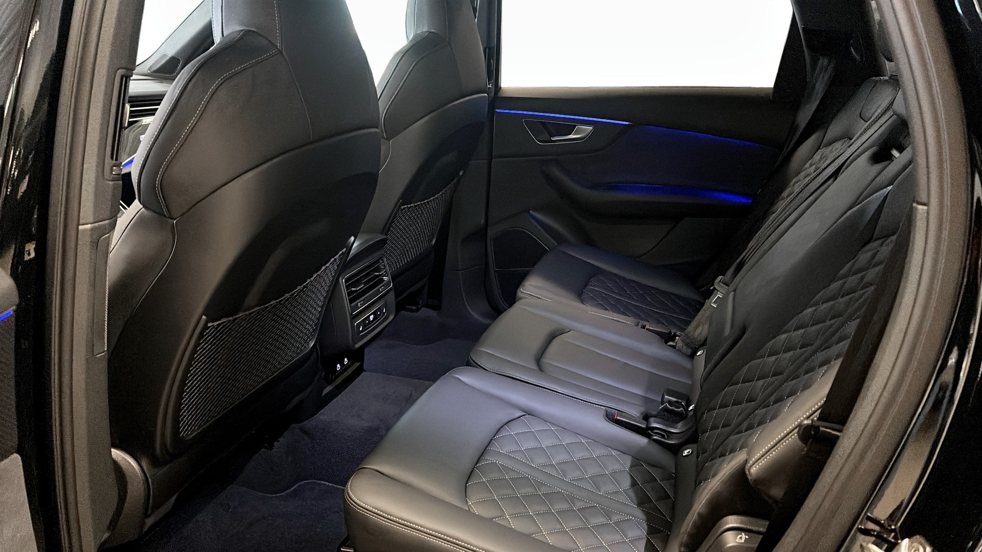 Audi Q7 WCY15K