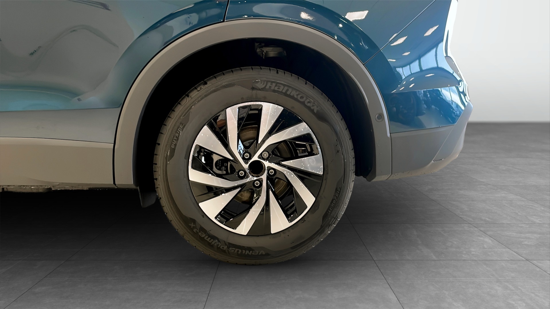 Volkswagen Tiguan WDC42T