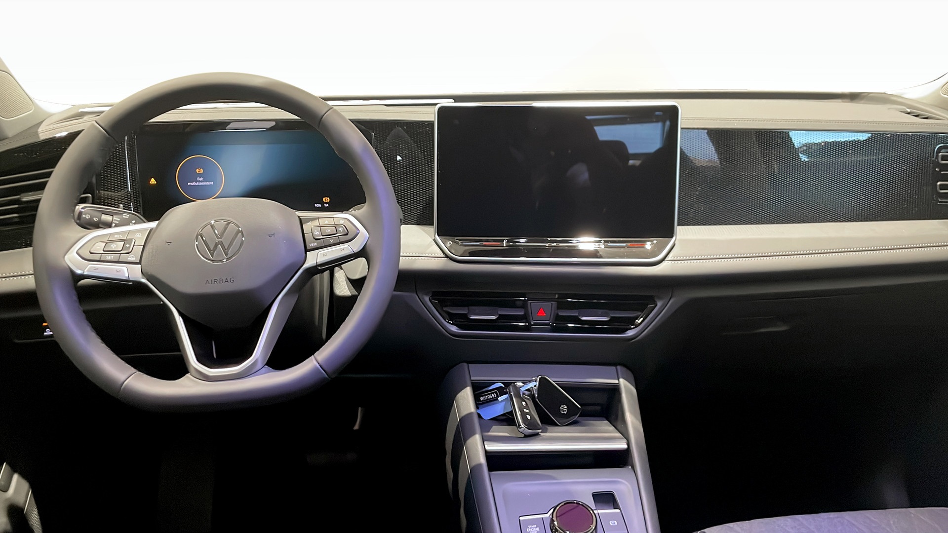 Volkswagen Tiguan WDC42T