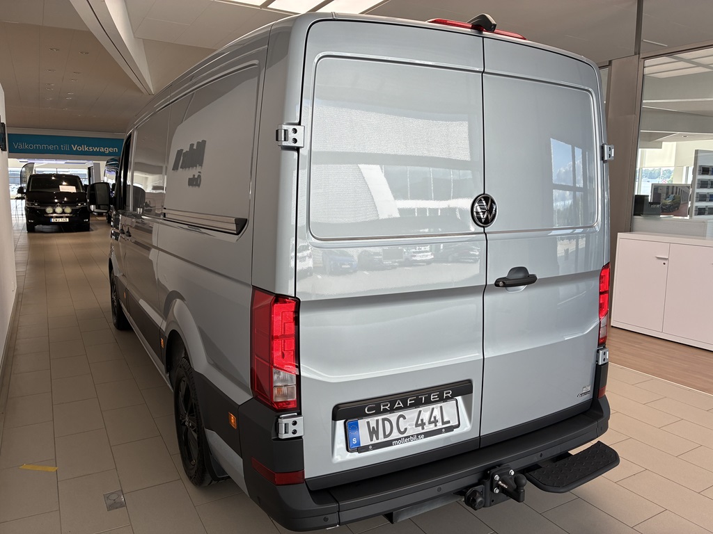 Volkswagen Crafter Skåp kort hjulbas WDC44L