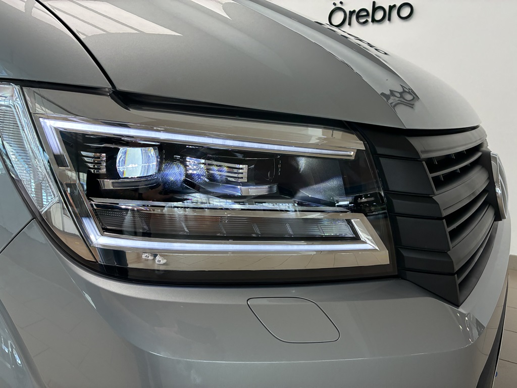 Volkswagen Crafter Skåp kort hjulbas WDC44L