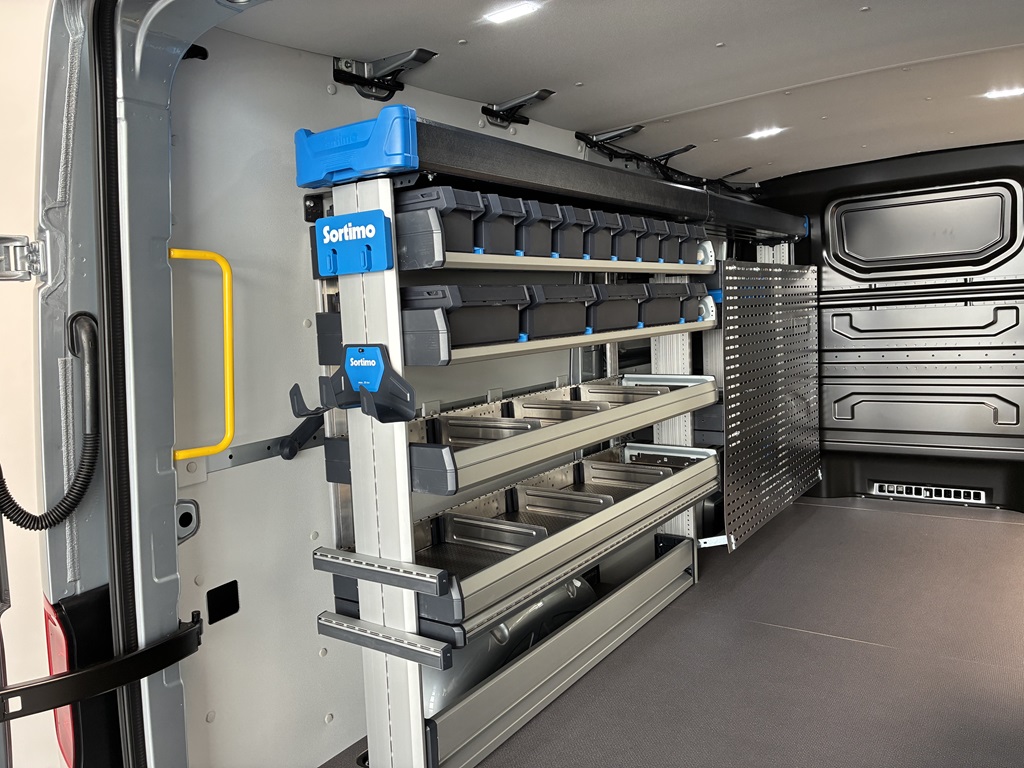 Volkswagen Crafter Skåp kort hjulbas WDC44L