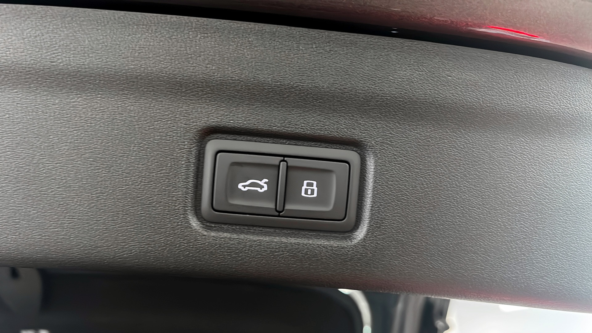 Audi Q6 e-tron WDE27L
