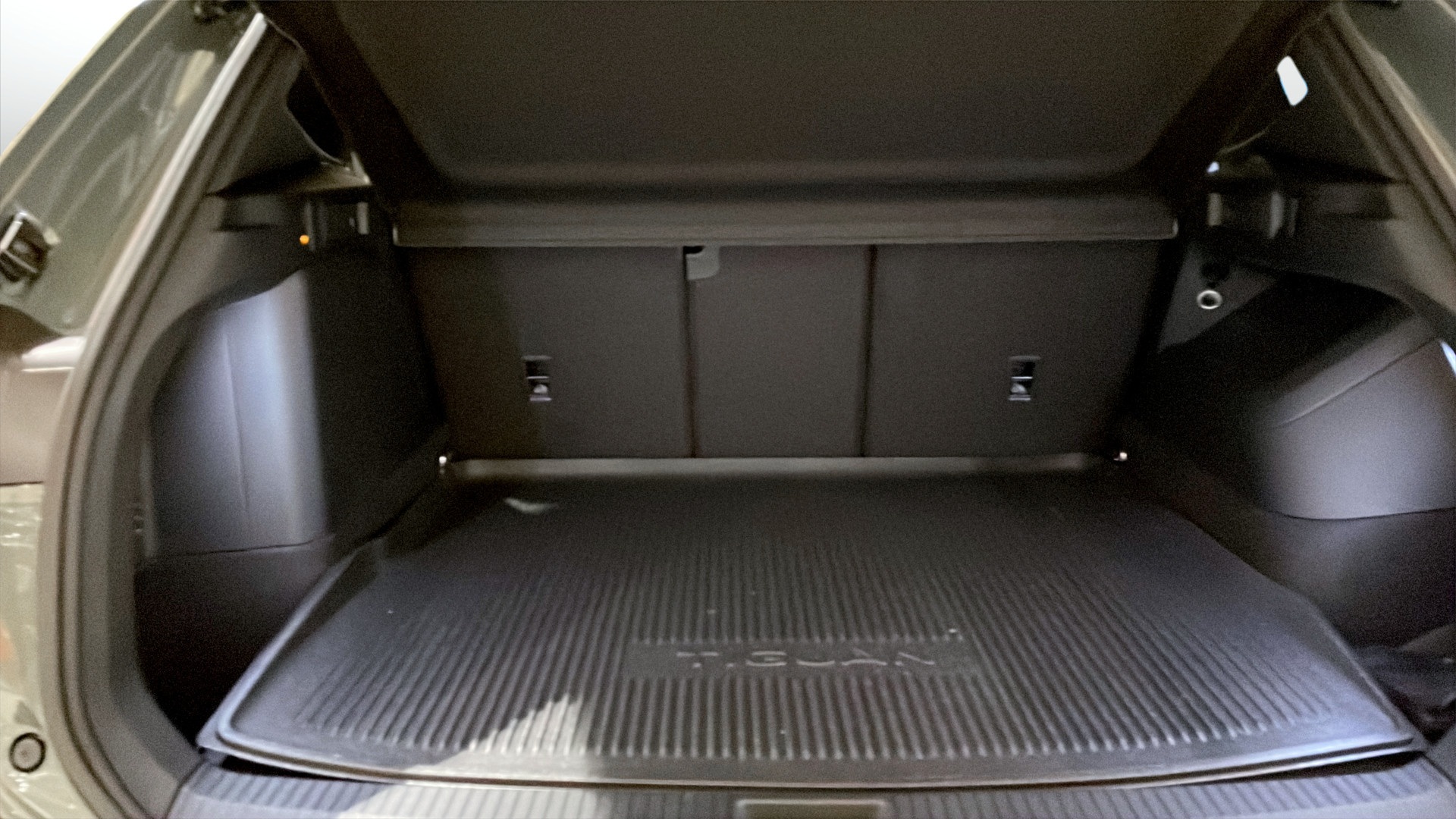 Volkswagen Tiguan WDF53U
