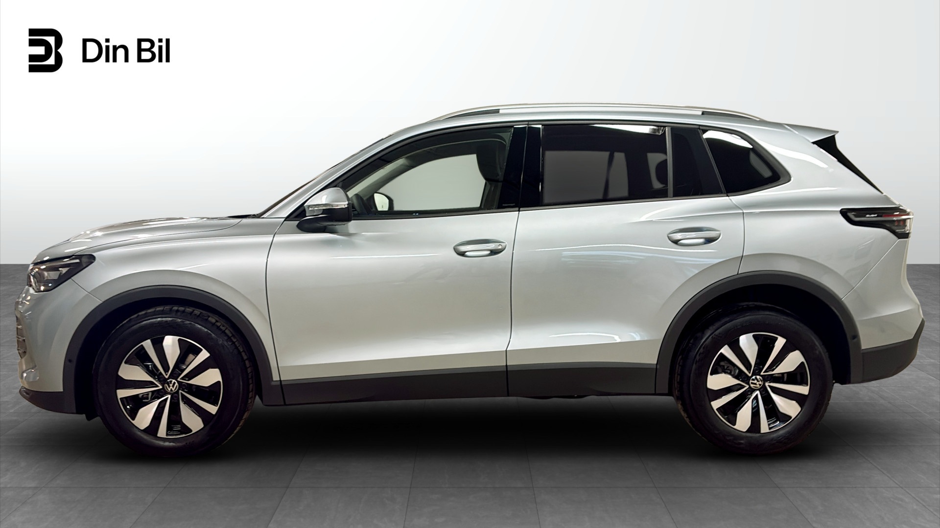Volkswagen Tiguan WDF97M