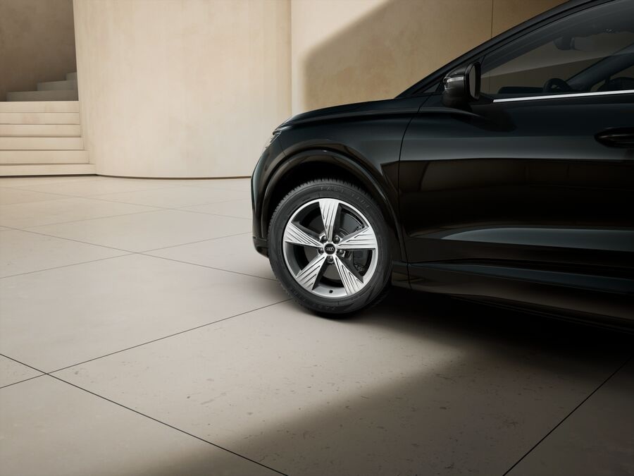 Audi Q4 e-tron WDH43P