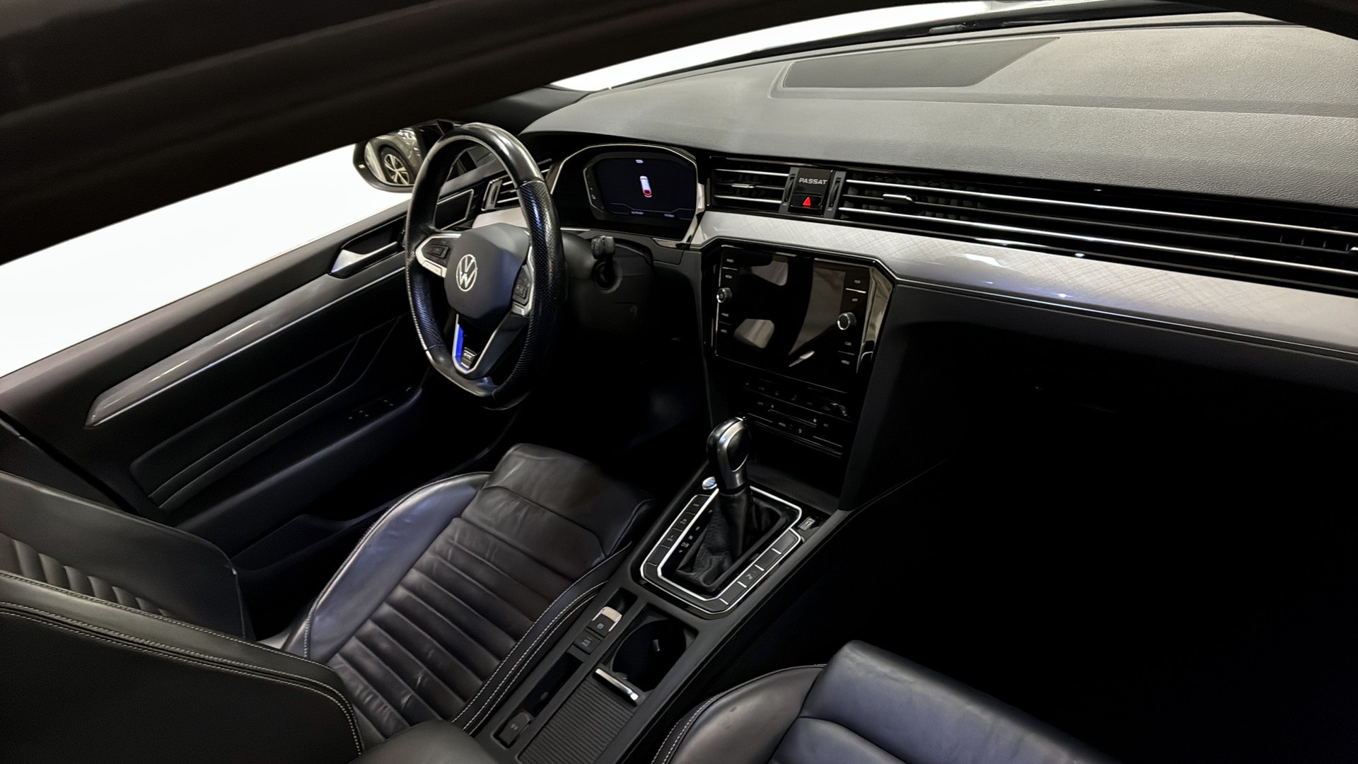 Volkswagen Passat Sportscombi WDL28F