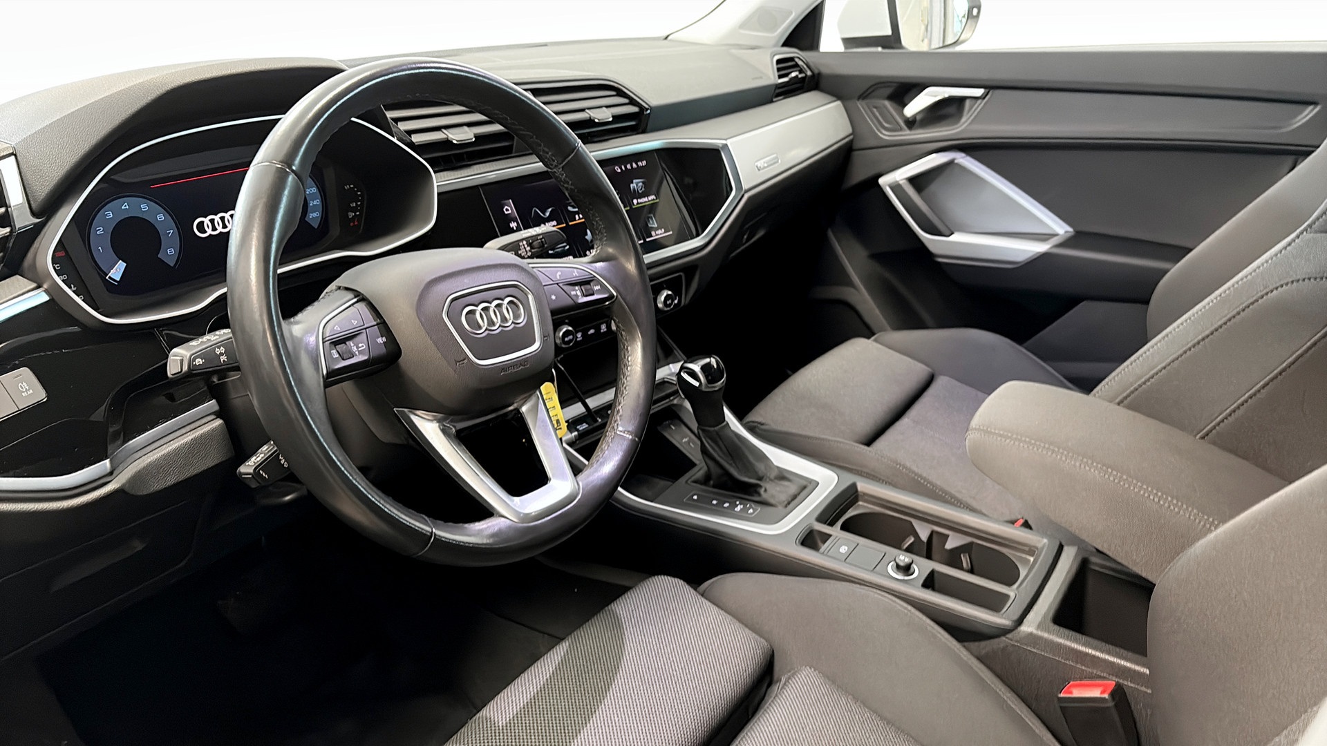 Audi Q3 WDM20X