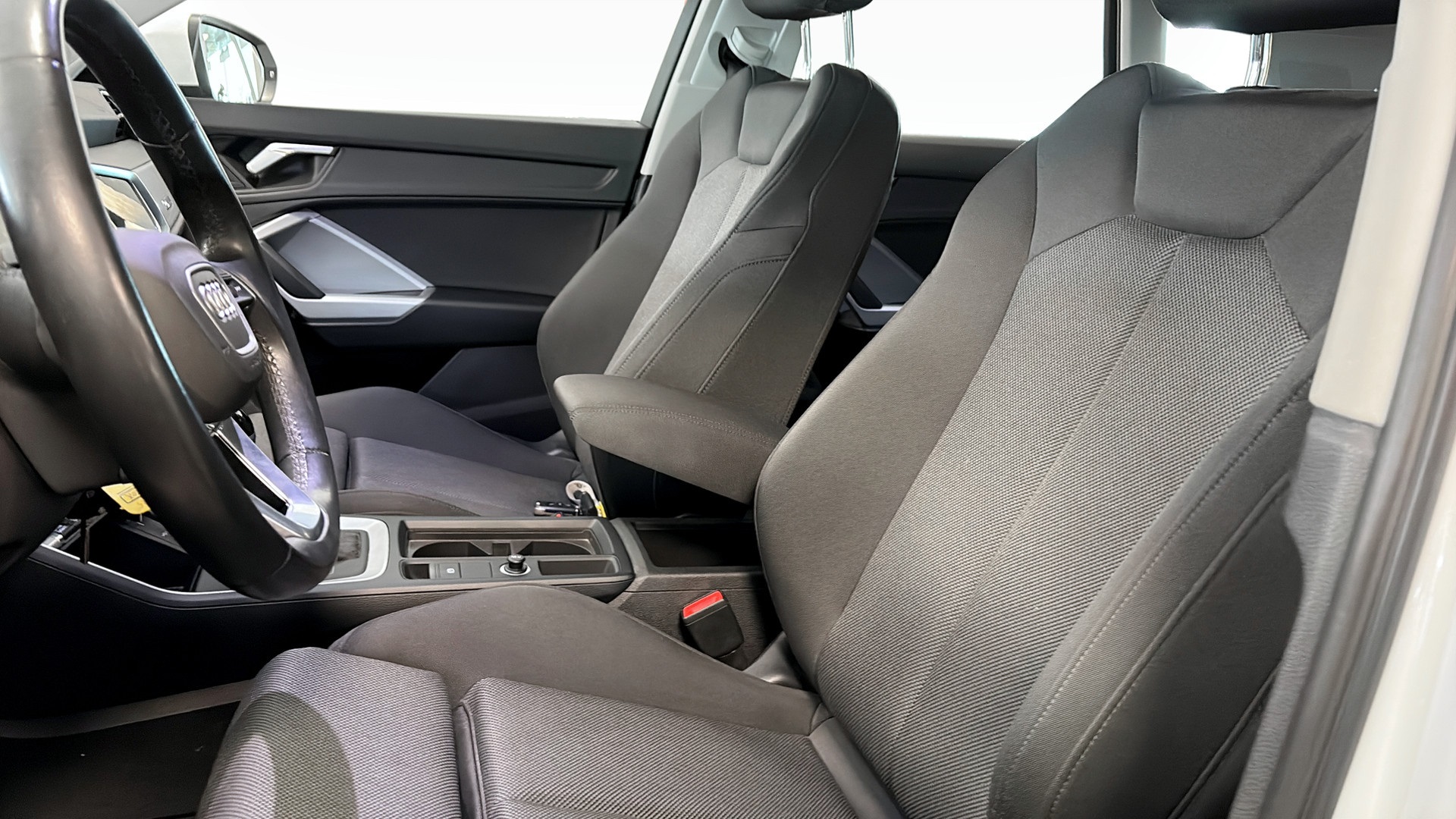 Audi Q3 WDM20X