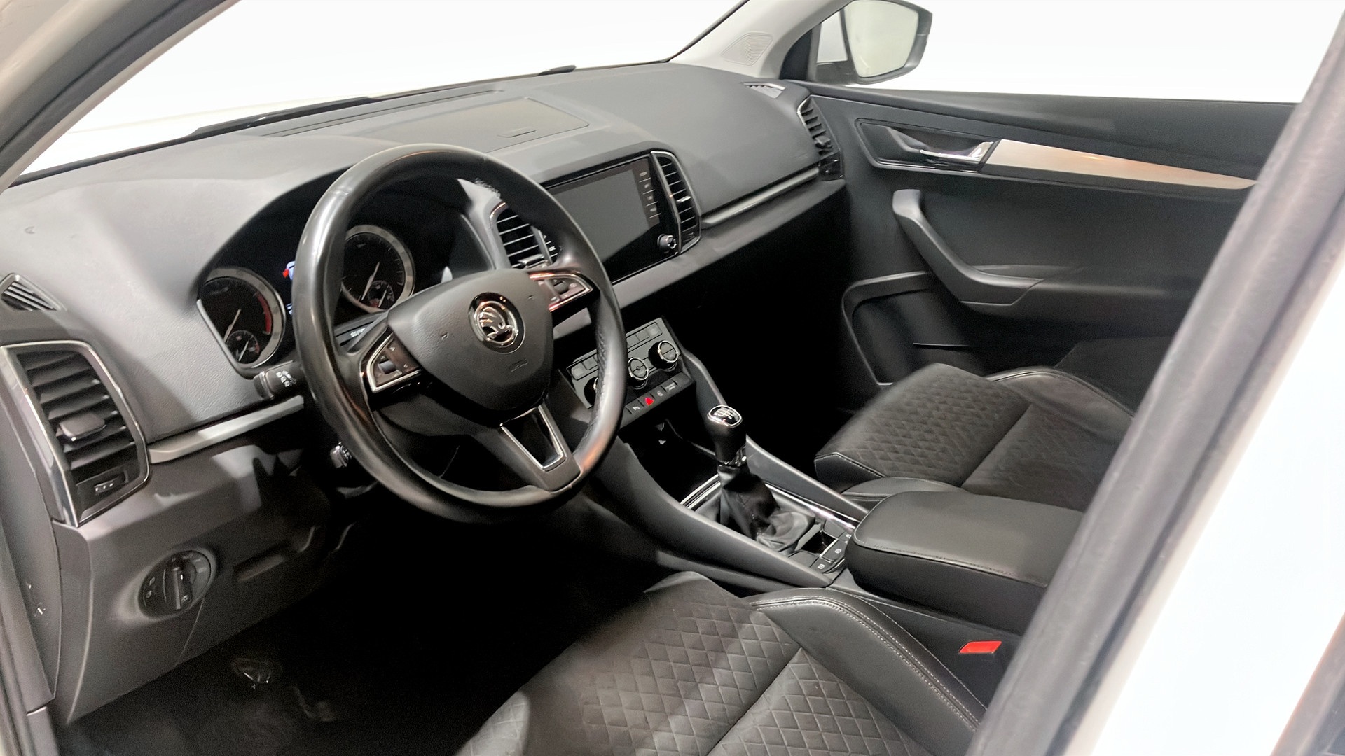 Skoda Karoq WES59A