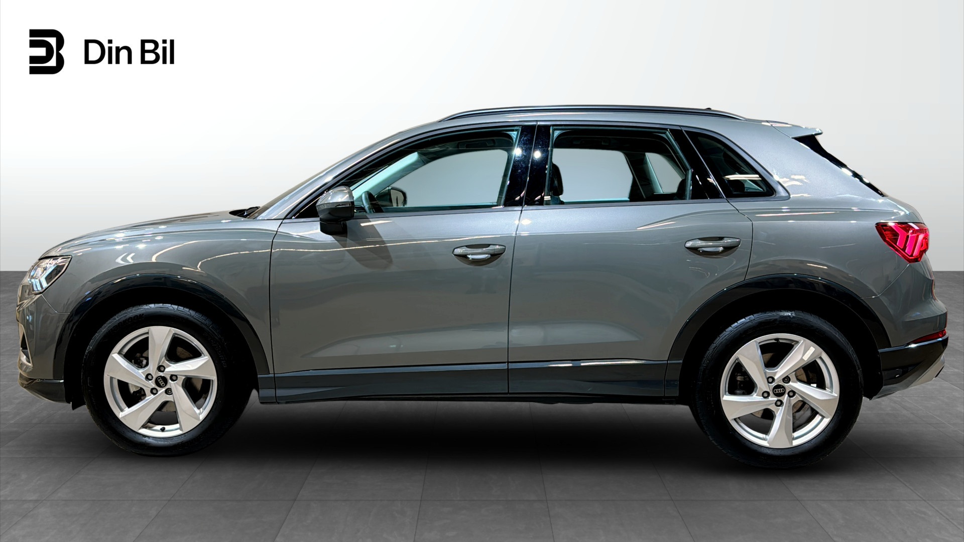 Audi Q3 WES85J